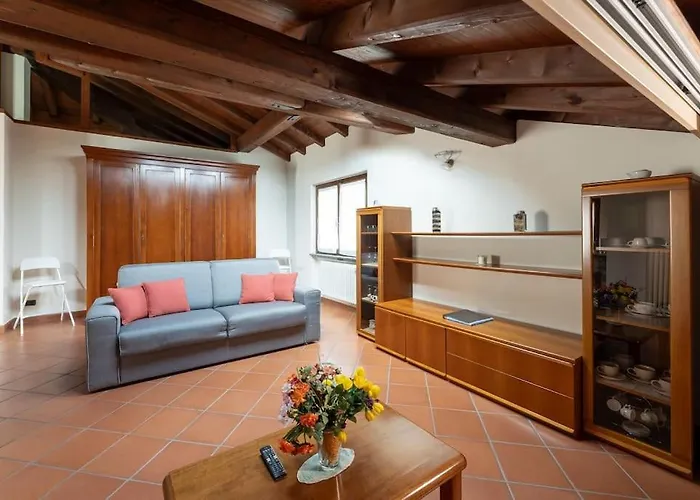 Dream And Fly Апартаменты Alzate Brianza