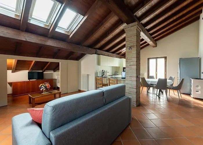 Апартаменты Dream And Fly Alzate Brianza